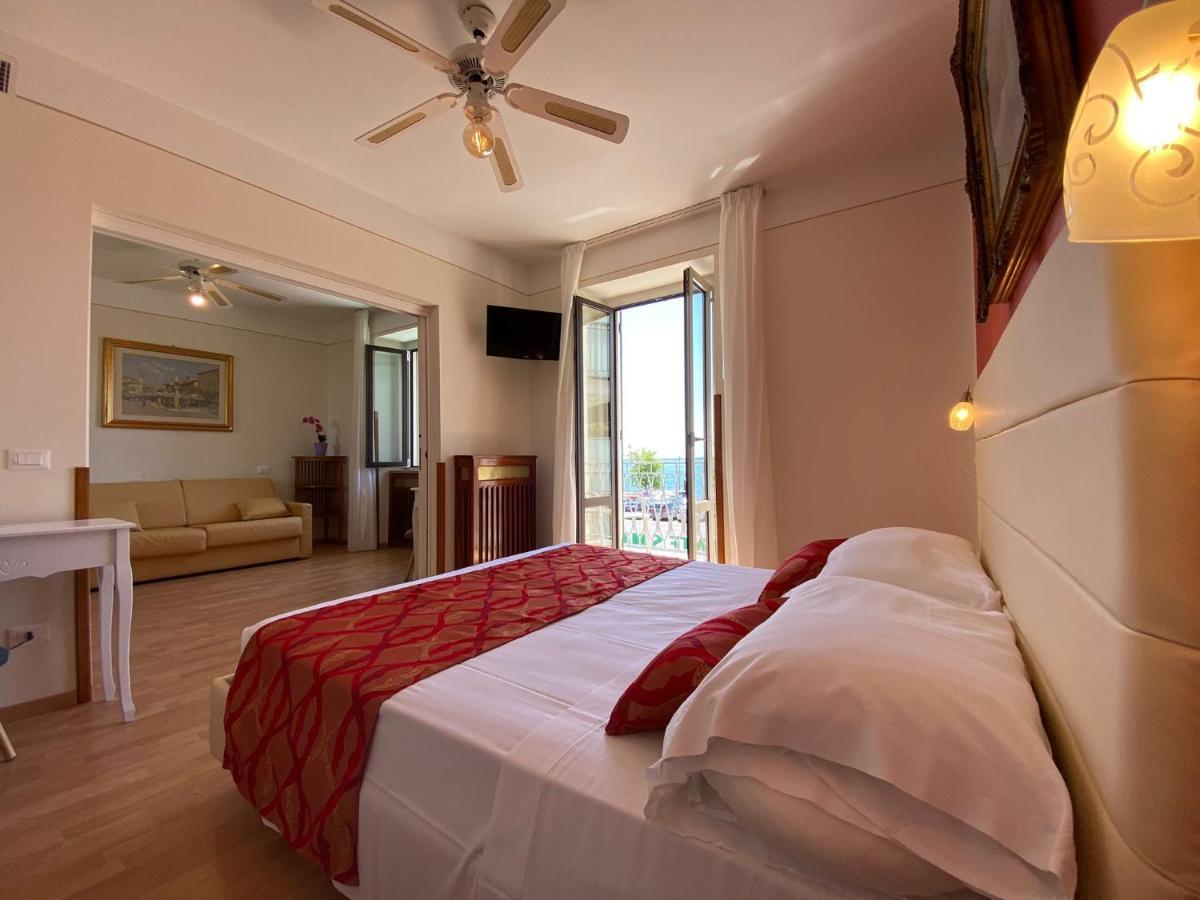 Hotel San Marco Гарда Екстериор снимка