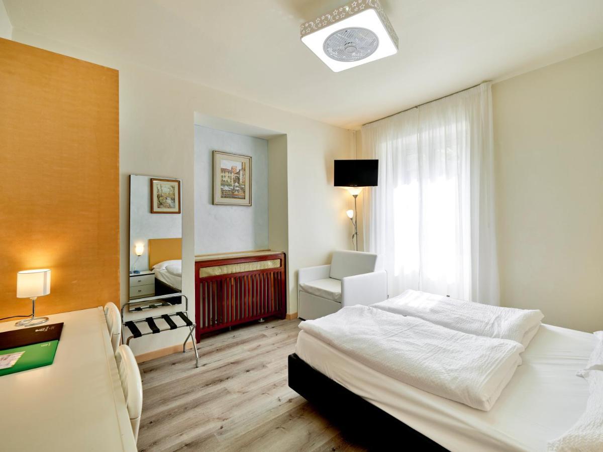 Hotel San Marco Гарда Екстериор снимка