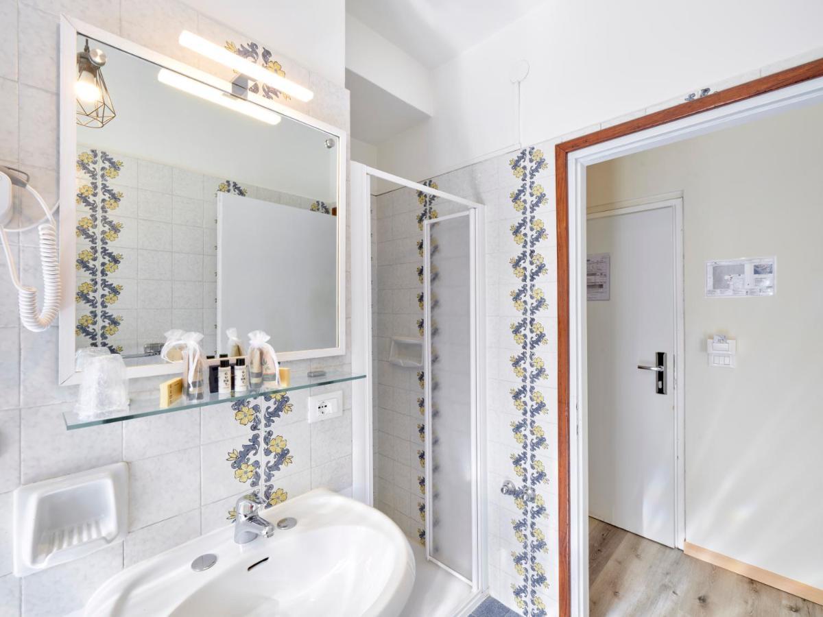 Hotel San Marco Гарда Екстериор снимка