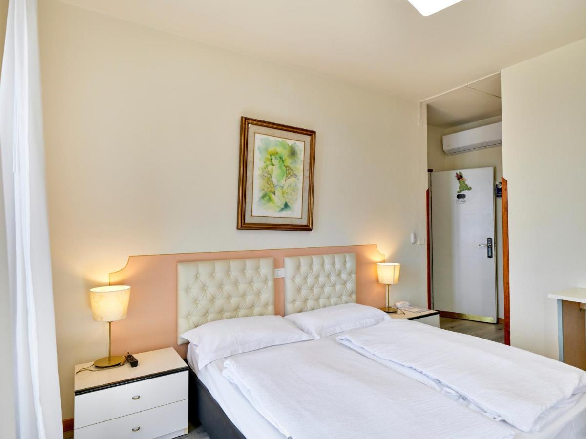 Hotel San Marco Гарда Екстериор снимка