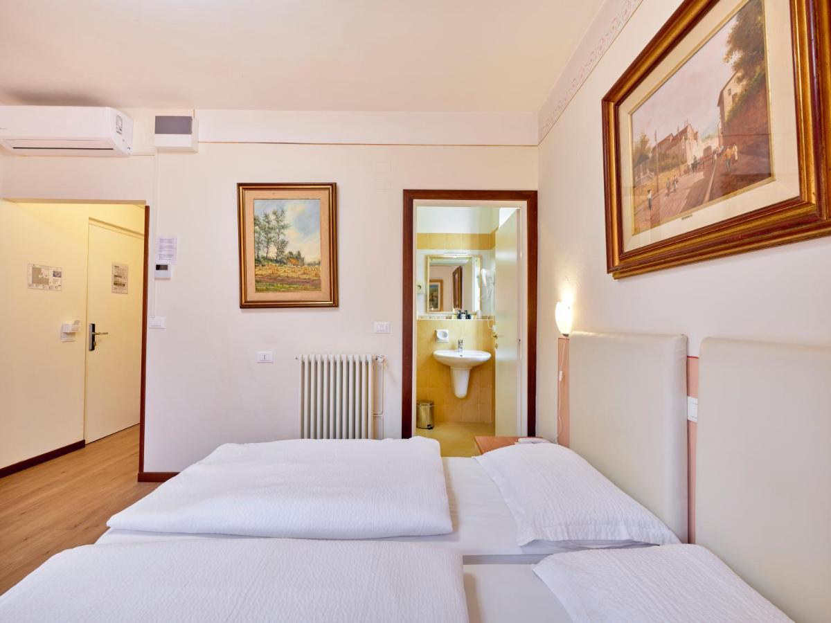 Hotel San Marco Гарда Екстериор снимка