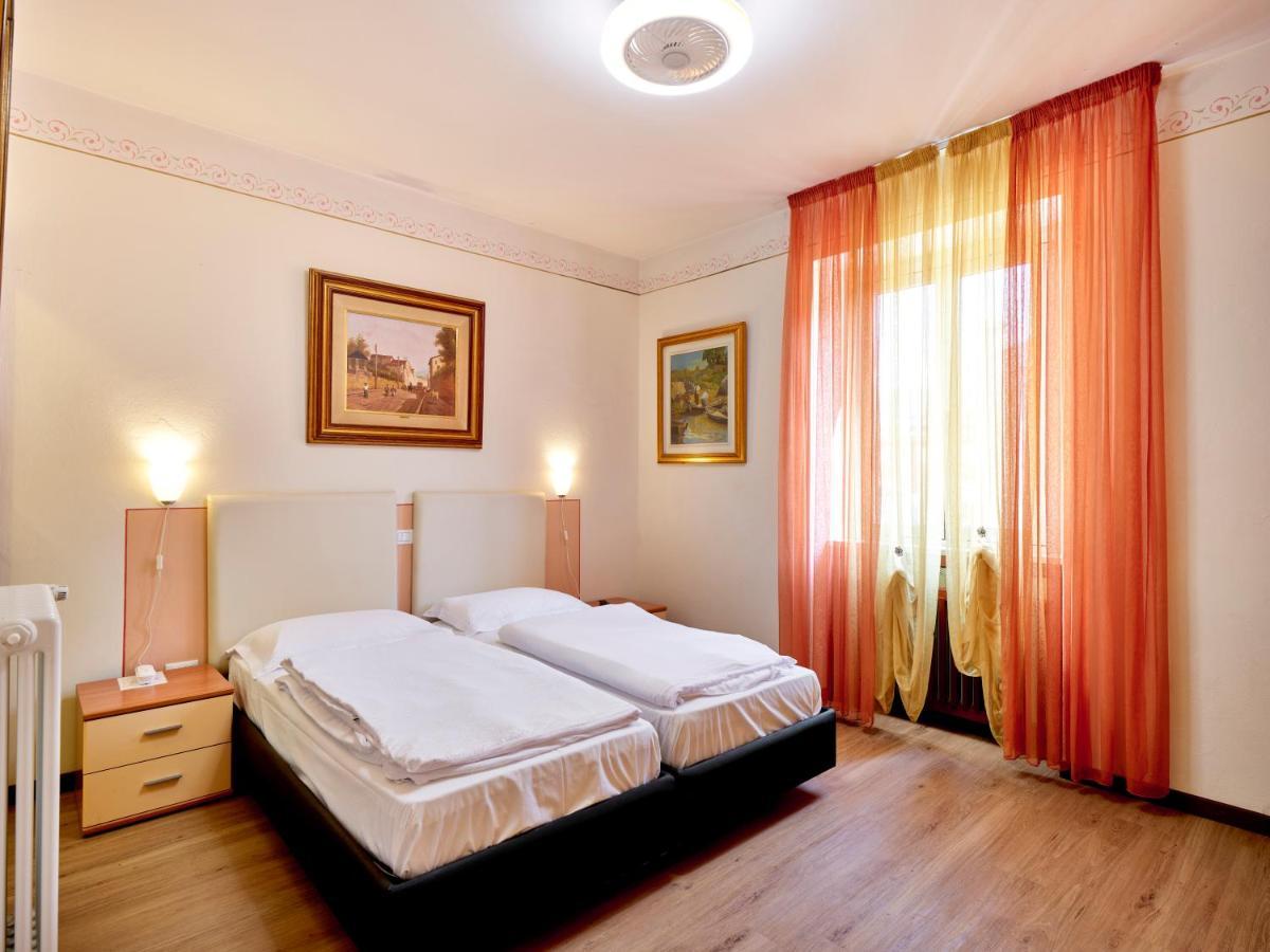 Hotel San Marco Гарда Екстериор снимка